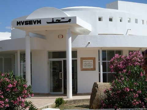 Entrance of the Chemtou museum